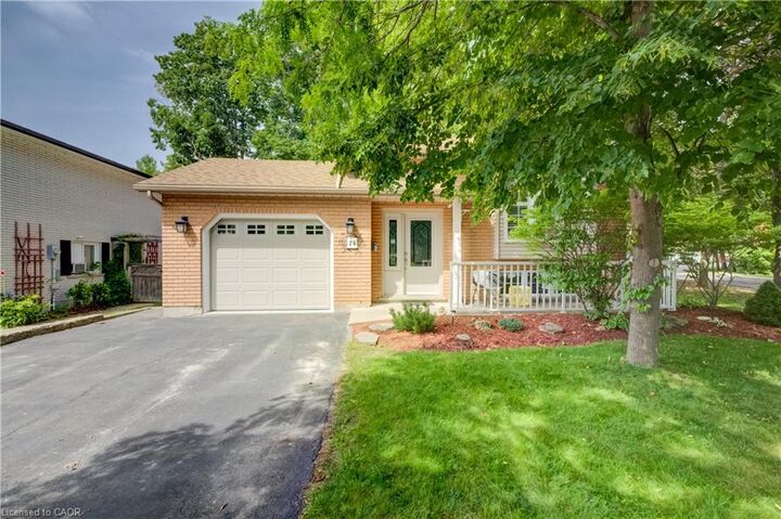 Property Photo:  28 Forrest Avenue W  ON N3A 1Y1 