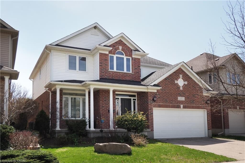 Property Photo:  15 Treeview Drive  ON N0B 2N0 