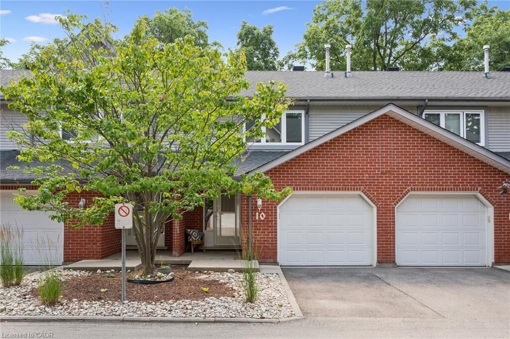 Photo de la propriété: 89 Woolwich Street 10 ON N2K 1S5