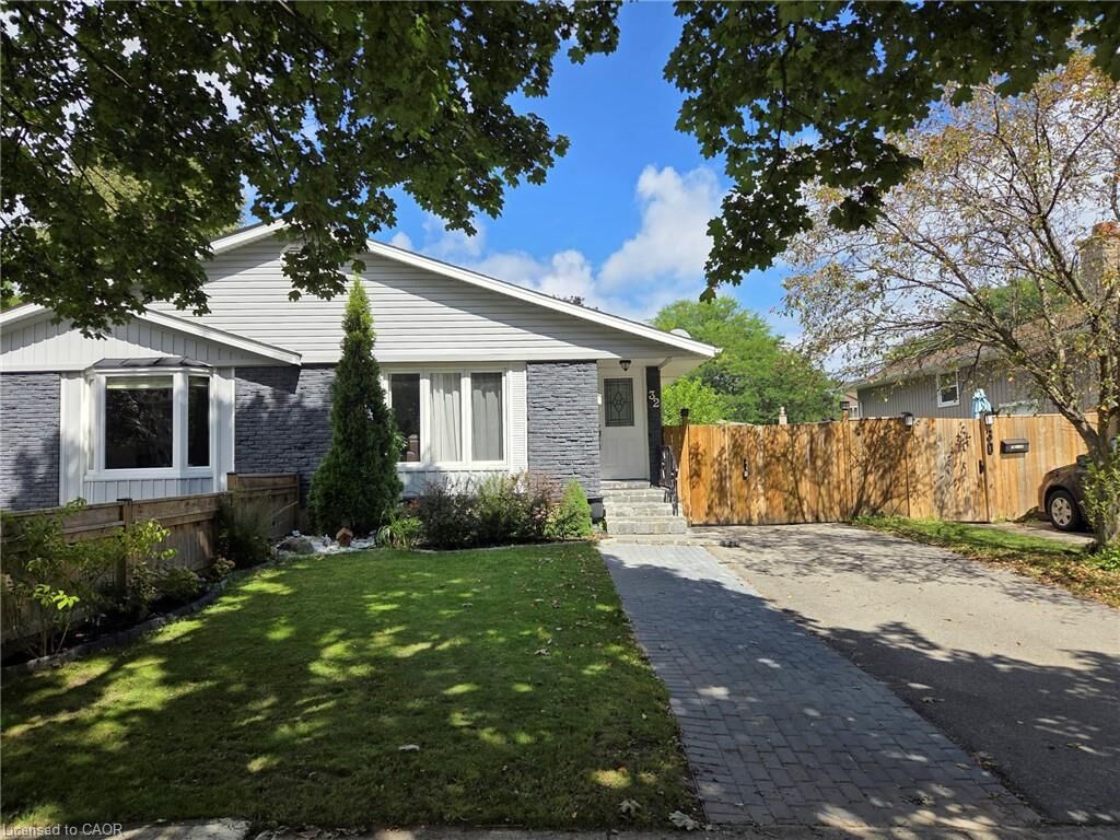 Property Photo:  32 Birchpark Drive Lower  ON L3M 4N1 