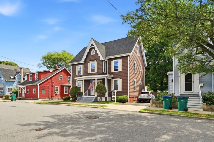Property Photo: 67 Oakwood Ave MA 01902