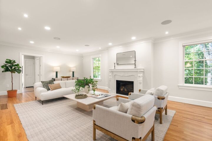 Property Photo:  17 Glenoe Rd  MA 02445 