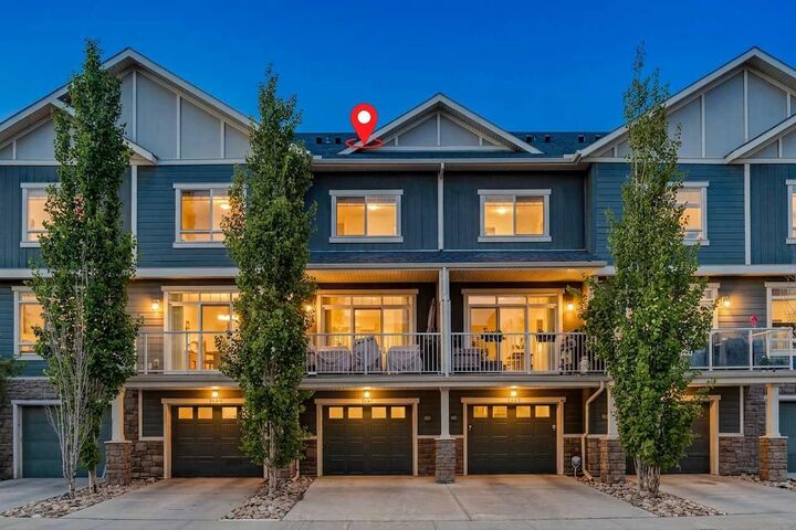 Property Photo:  1531 Symons Valley Parkway NW  AB T3P 0R8 