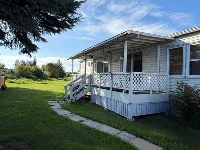 Property Photo:  112 5 Street SW  AB T0G 2A4 