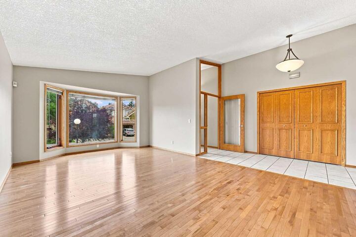 Property Photo:  361 Santana Bay NW  AB T3K 3N6 