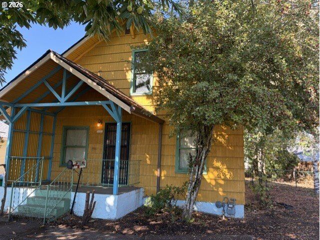 Property Photo:  7021 SE 87th Ave  OR 97266 