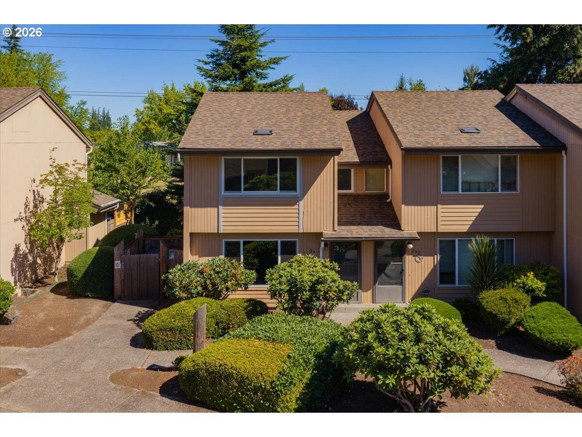 Property Photo:  247 McNary Heights Dr N  OR 97303 
