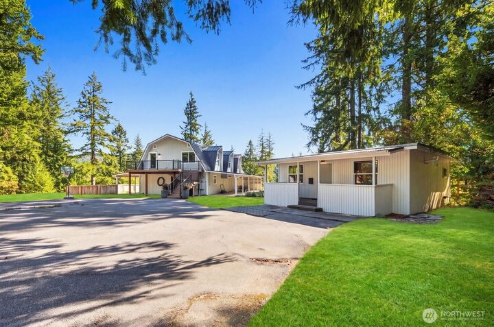 Property Photo: 25515 SE Issaquah-Fall City Road WA 98029