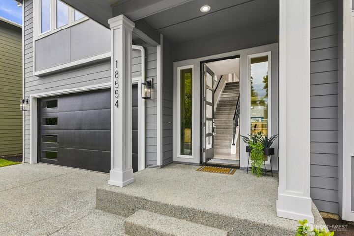Property Photo:  18554  Stone Avenue N  WA 98133 