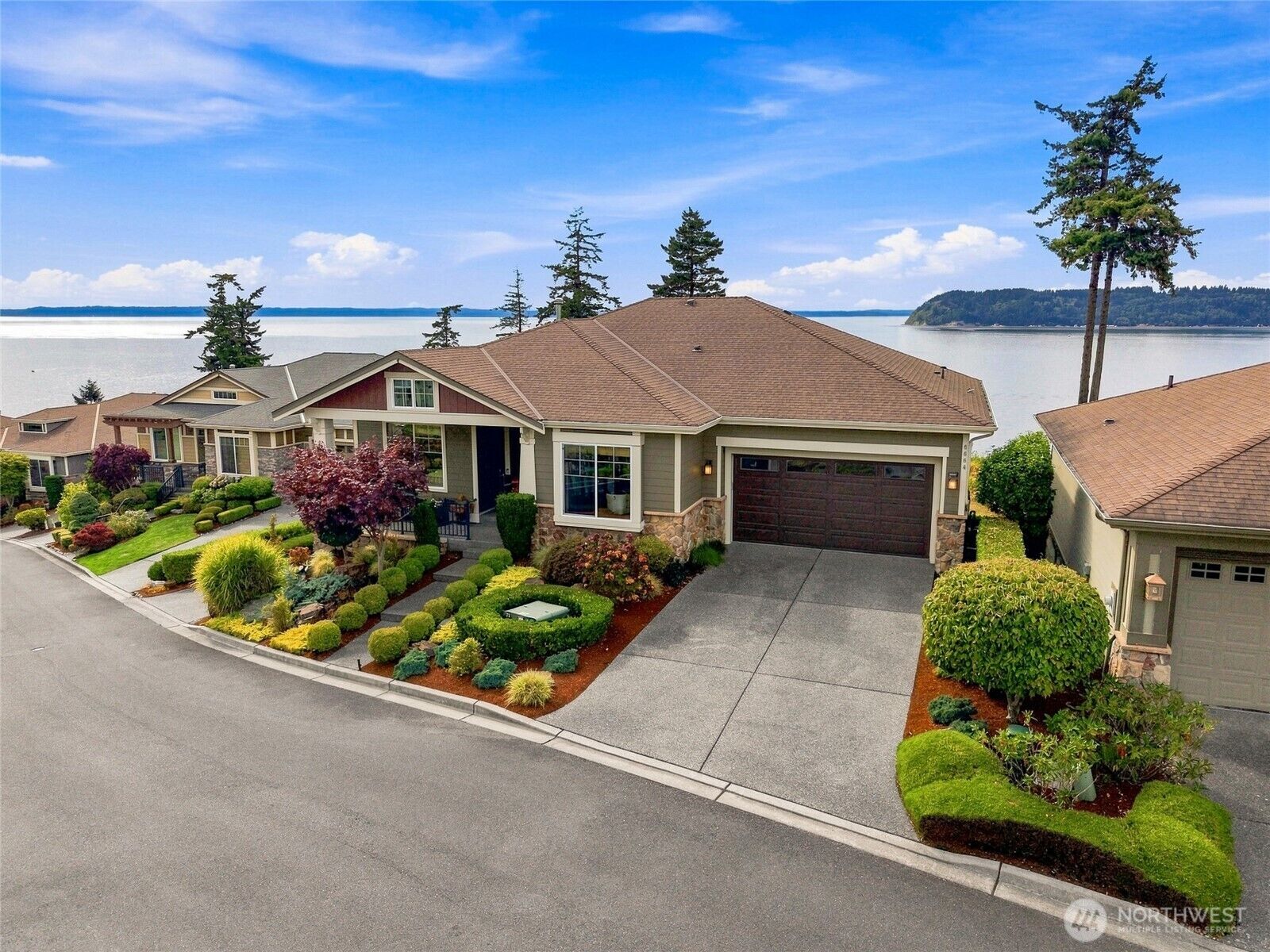 Property Photo: 6664 Waterton Circle WA 98275