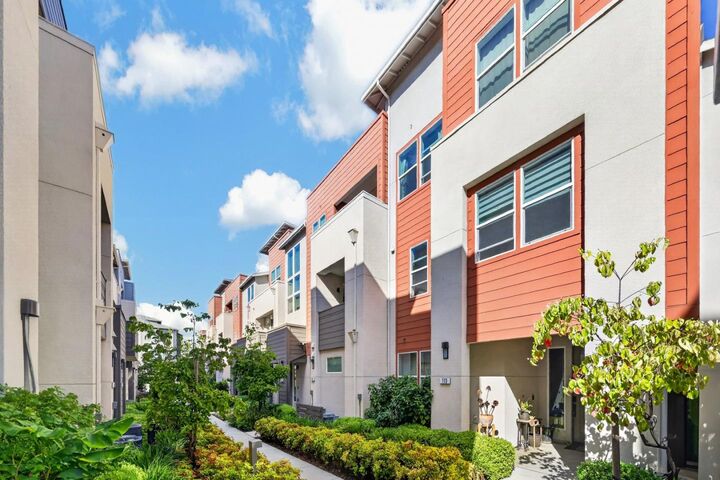 Property Photo:  2930 Boyter Place 111  CA 95051 