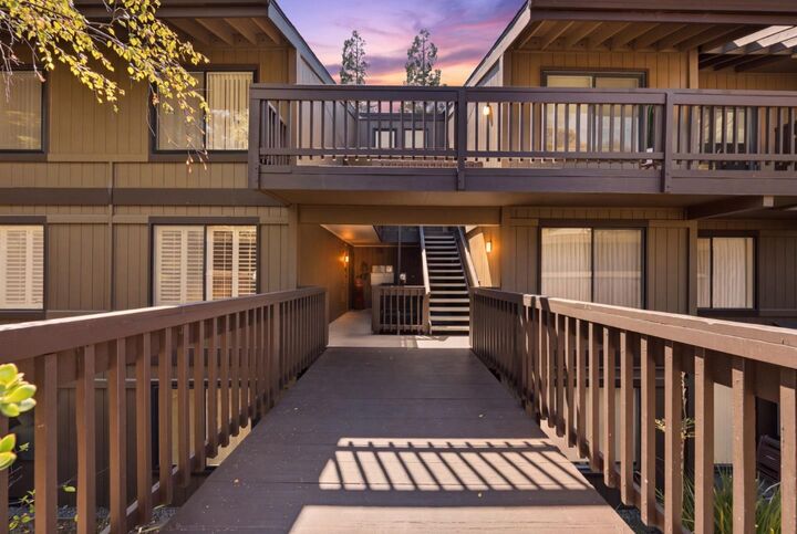 Property Photo:  3322 Brittan Avenue 4  CA 94070 