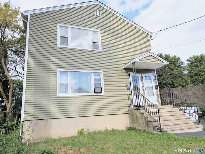 Property Photo:  102 Lenox Avenue  CT 06605 