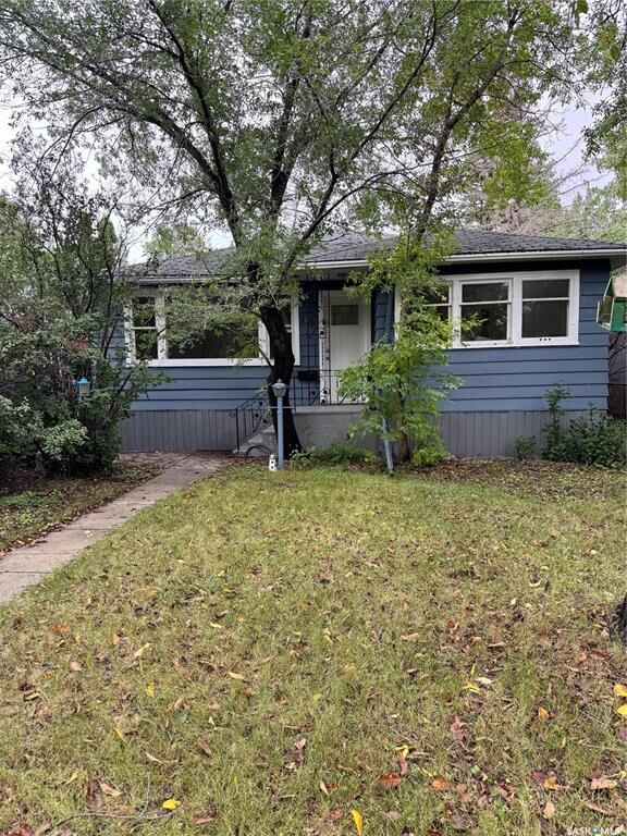 Property Photo:  3804 20th Avenue  SK S4S 0P4 