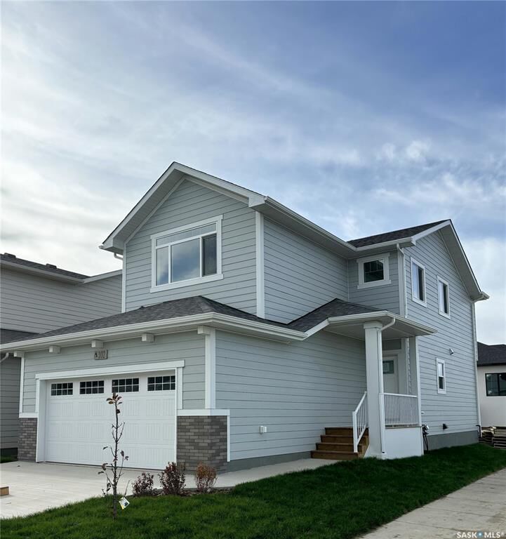 Property Photo:  337 Cockcroft Street  SK S7V 1Y8 