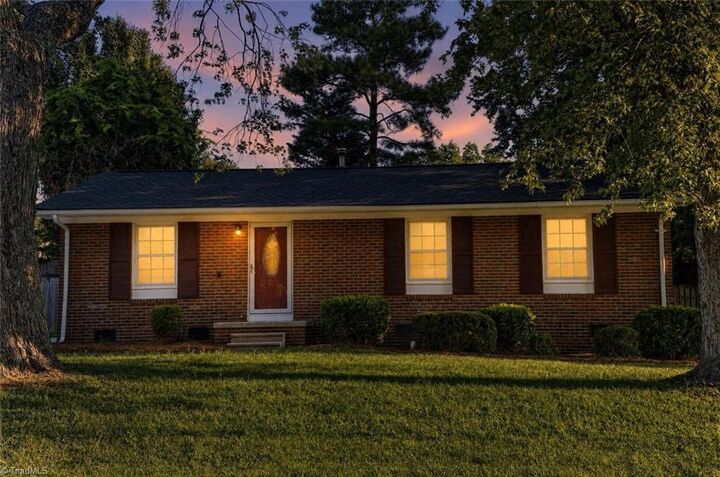 Property Photo:  2110 Kylemore Drive  NC 27406 