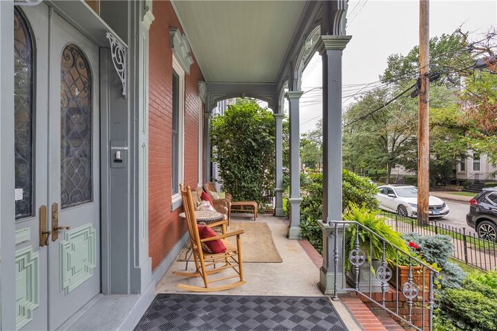 Property Photo: 6016 Walnut St PA 15206