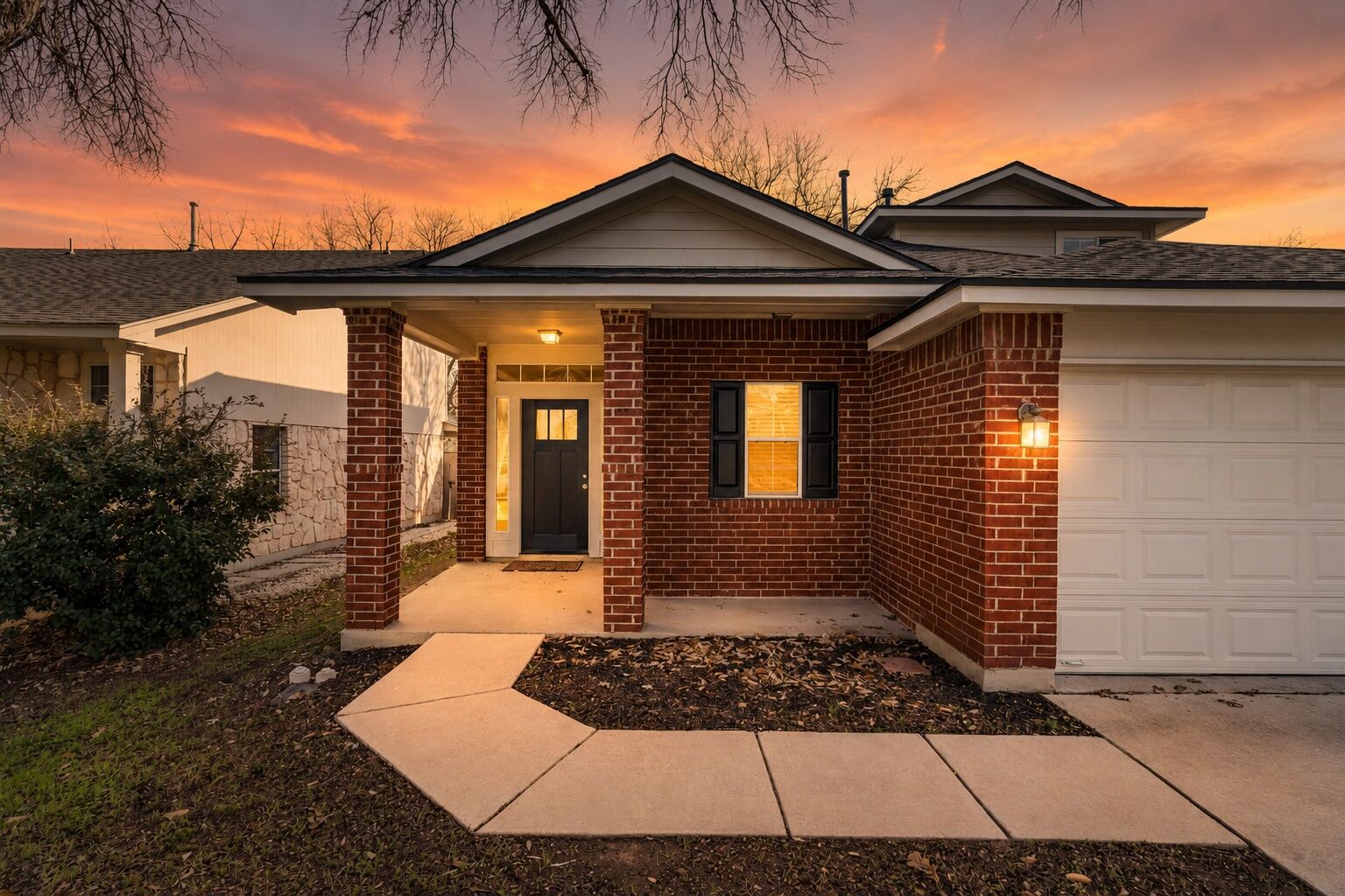 Property Photo:  11116 Jim Thorpe Lane  TX 78748 