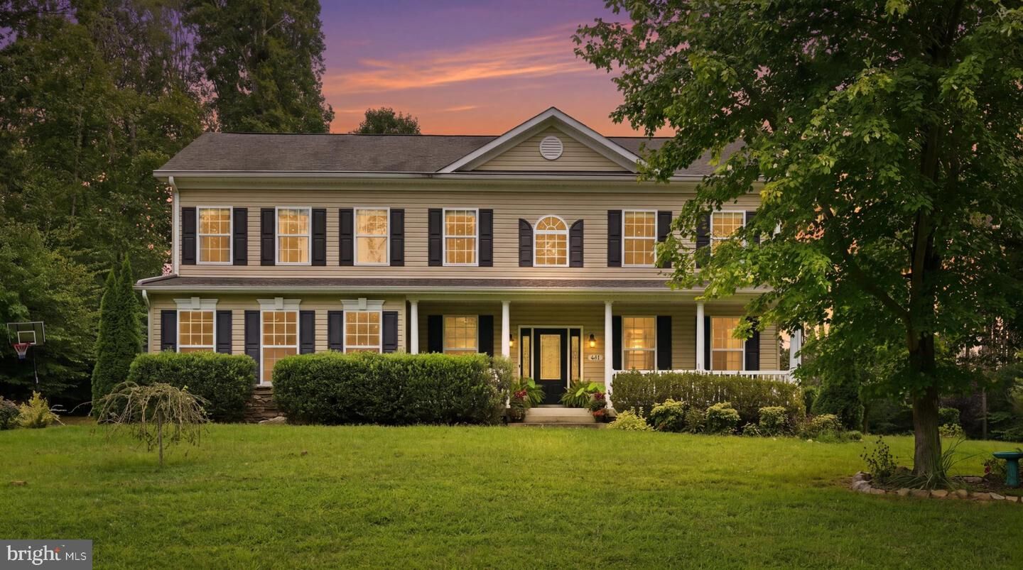Property Photo: 611 Hornbeam Court VA 22556