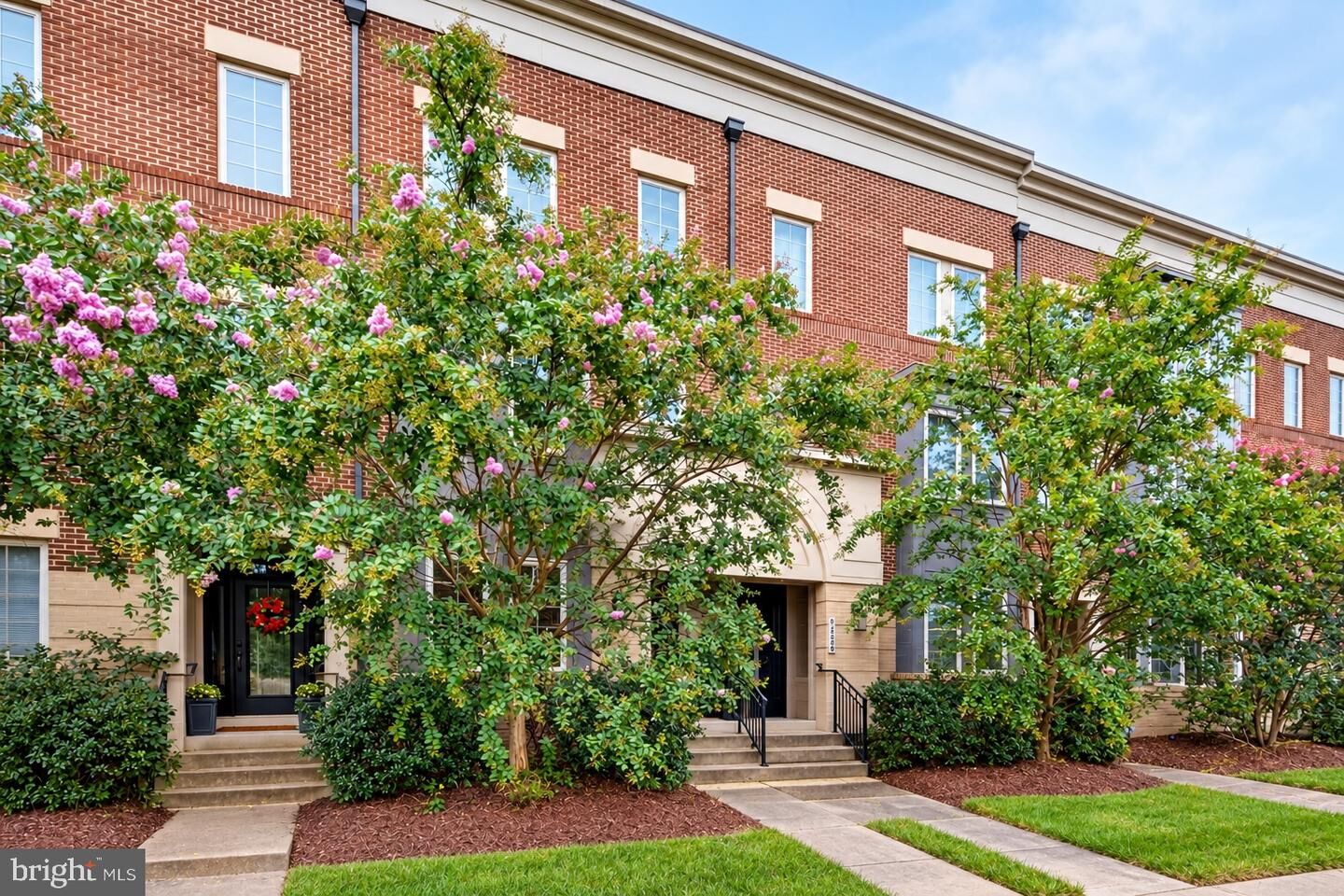 Property Photo:  42290 Peregrine Terrace  VA 20148 