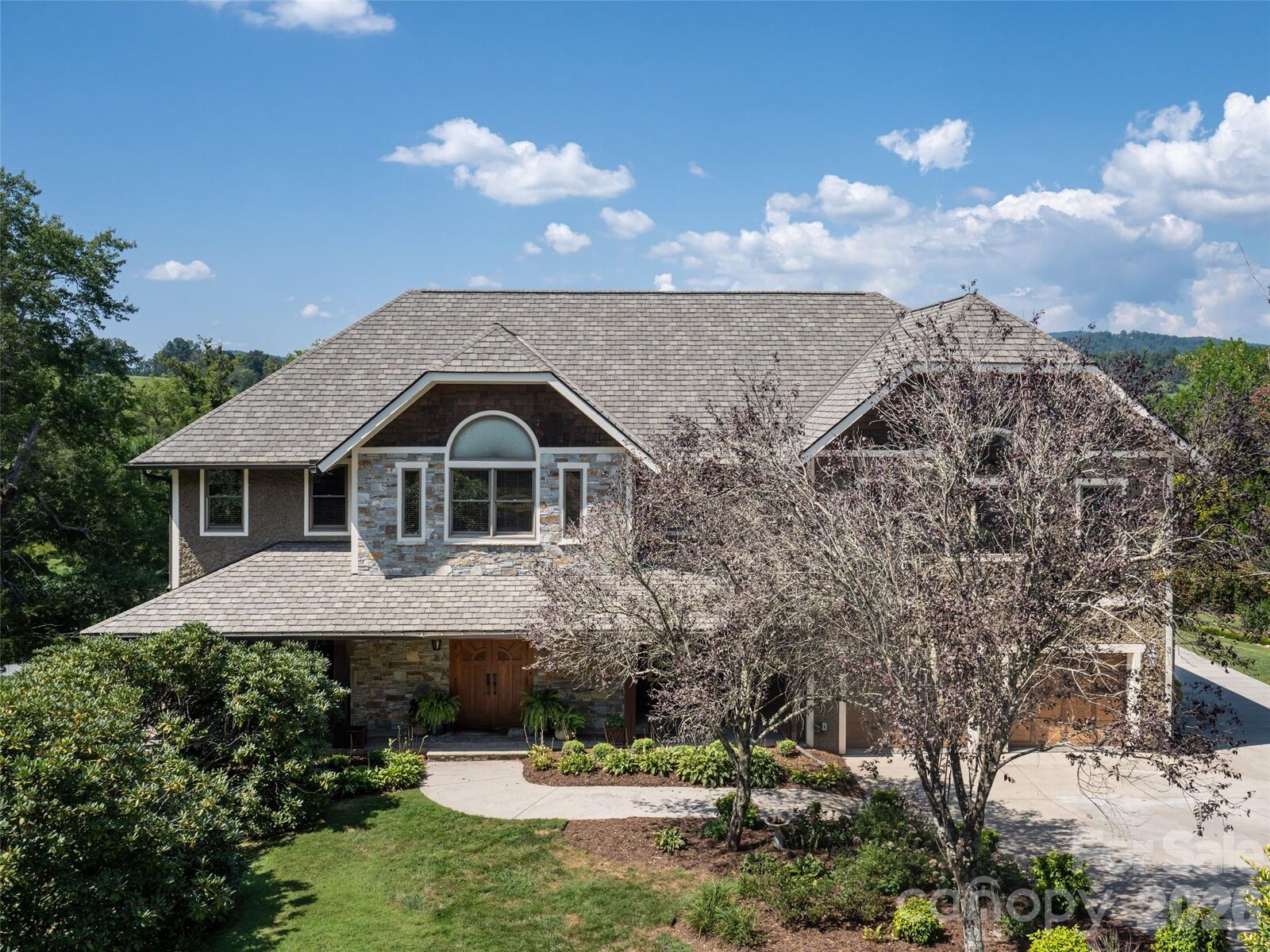 Property Photo:  3 Blue Heron Drive  NC 28732 