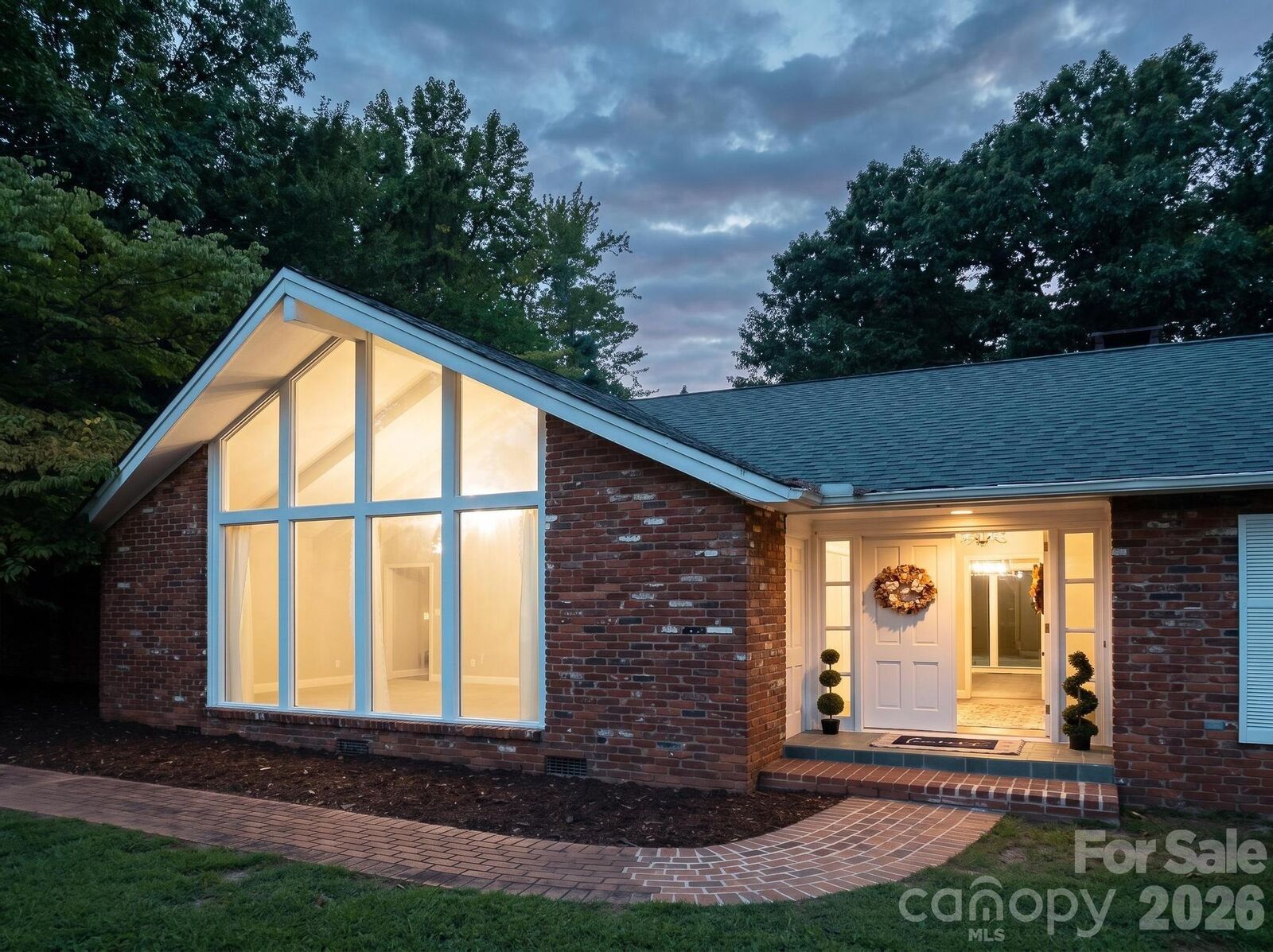 Property Photo:  935 Ridgewood Drive NE  NC 28645 
