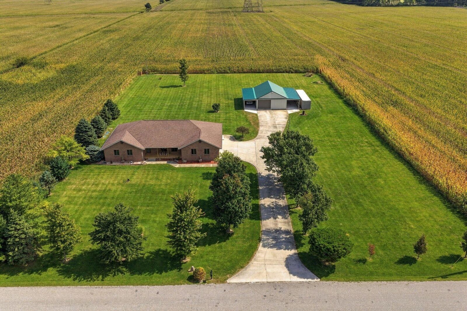 Property Photo: 14540 Neff Road OH 43146
