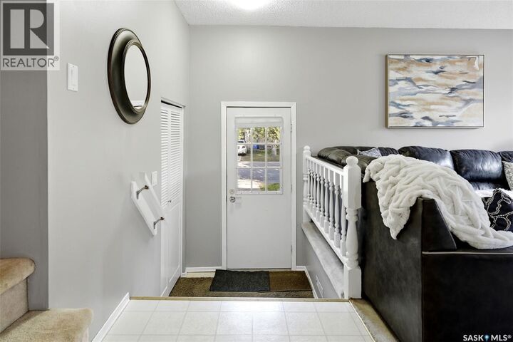 Property Photo:  903 Rowell Crescent N  SK S4X 2A5 
