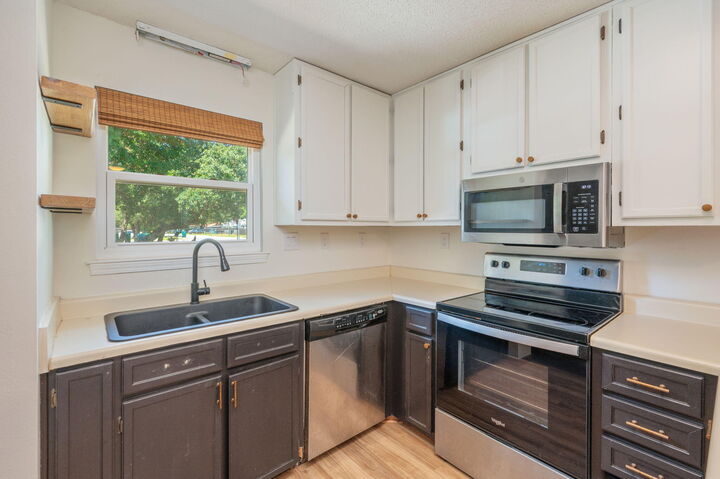 Property Photo:  112 Skinner Circle A  FL 32547 