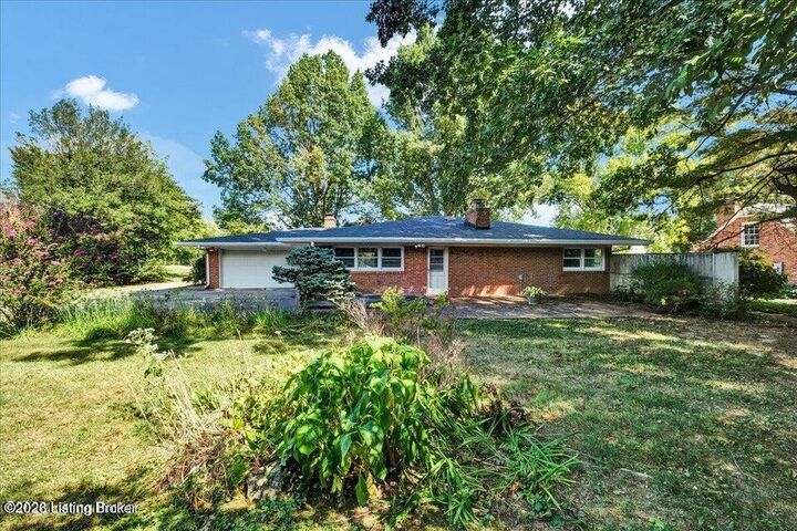 Property Photo:  2706 Lime Kiln Ln  KY 40222 