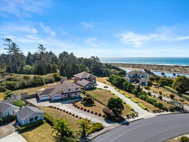 Property Photo: 2568 Knox Cove Drive CA 95519