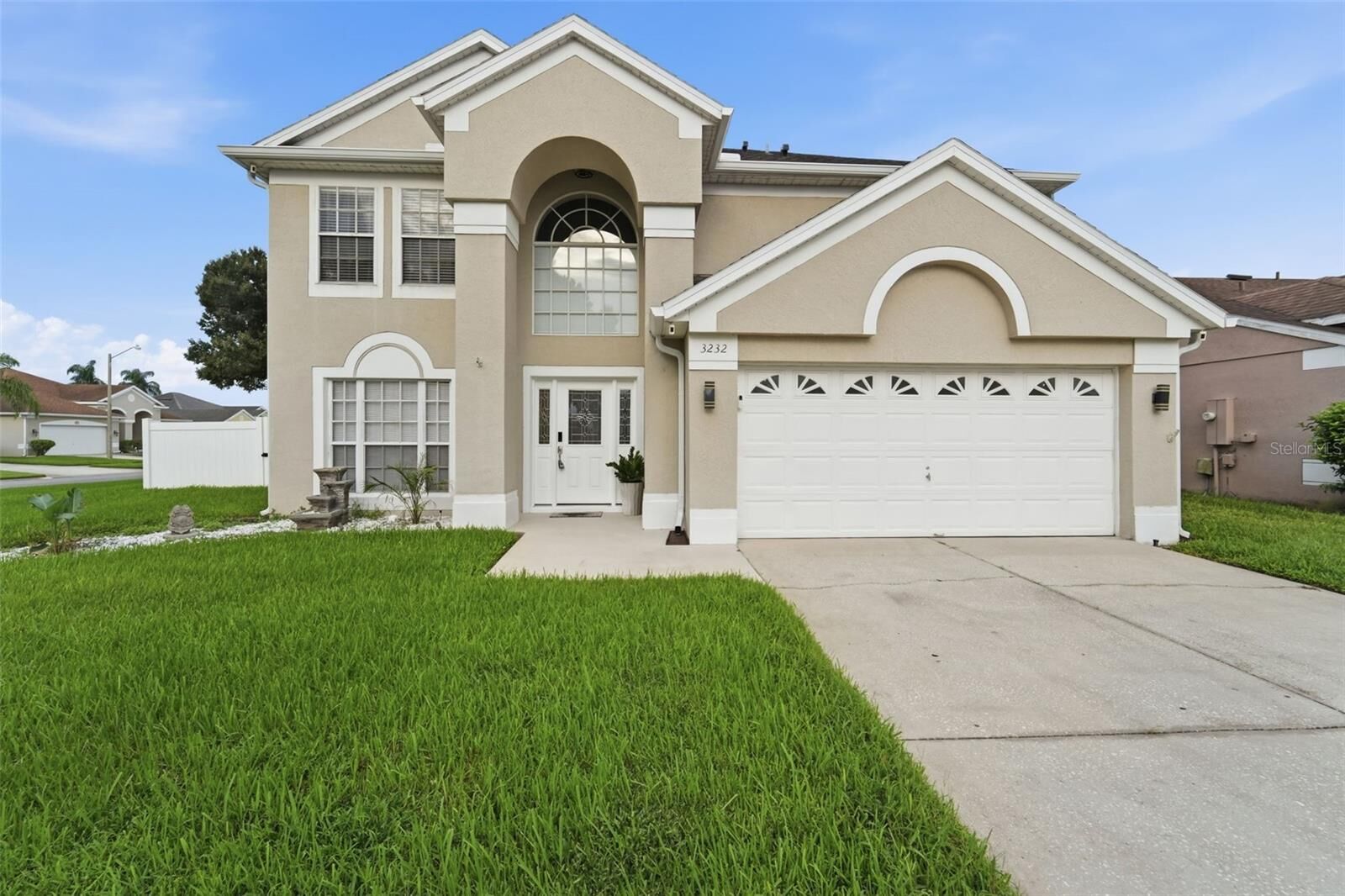 Property Photo:  3232 Herons Point Circle  FL 34741 