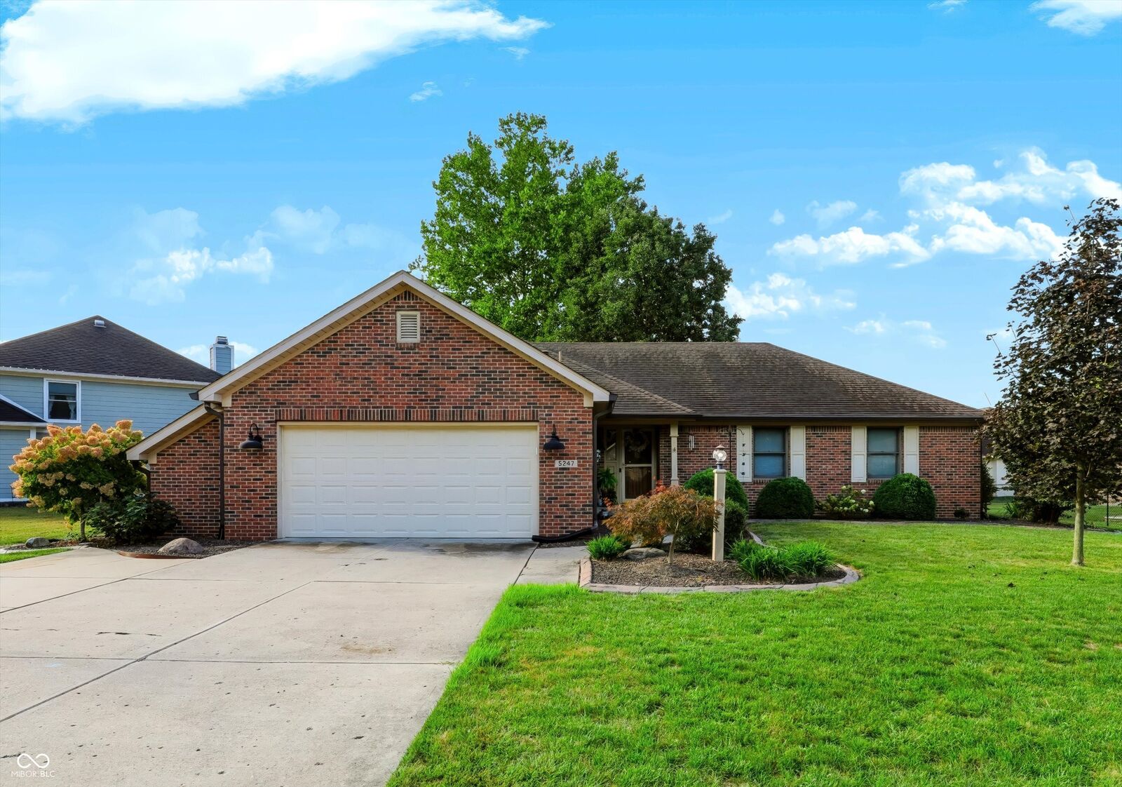 Property Photo: 5247 Lacy IN 46142