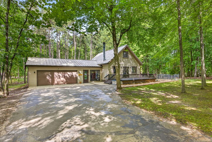 Property Photo:  12336 Lone Wolf Drive  MI 49346 