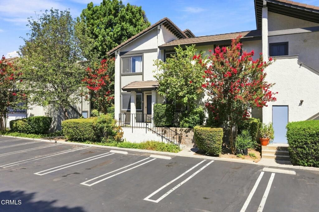 Property Photo:  1348 E Hillcrest Drive 53  CA 91362 