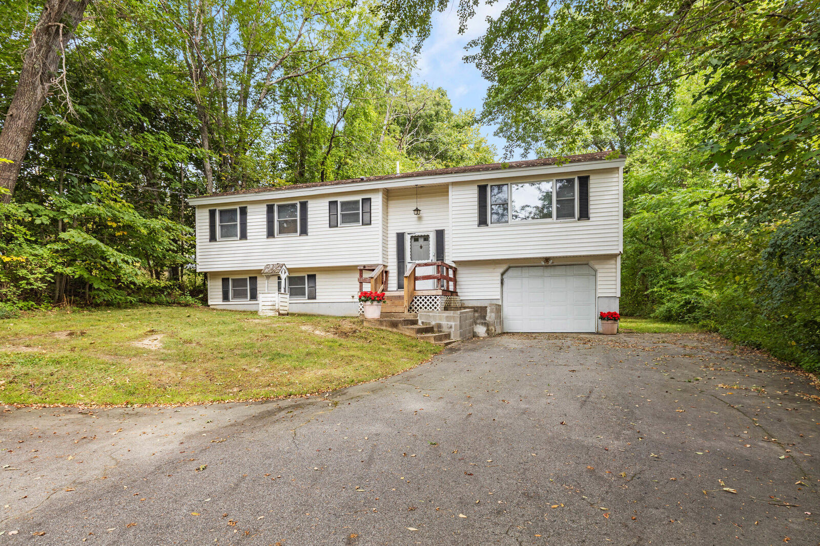 Property Photo: 45 Route 236 ME 03901