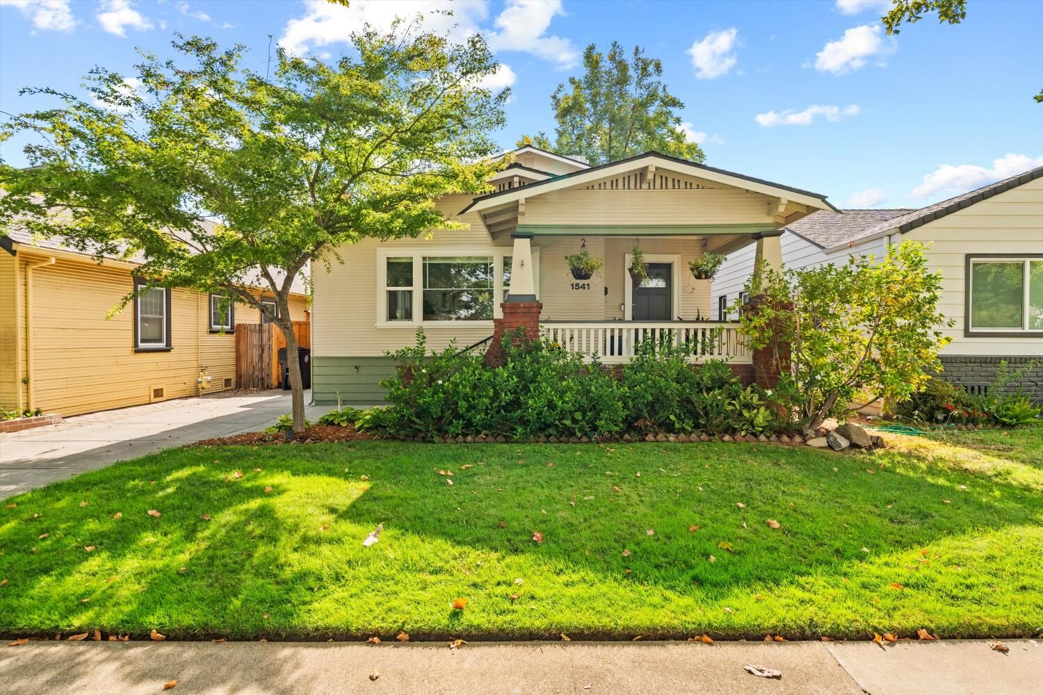 Property Photo:  1541 35th Street  CA 95816 