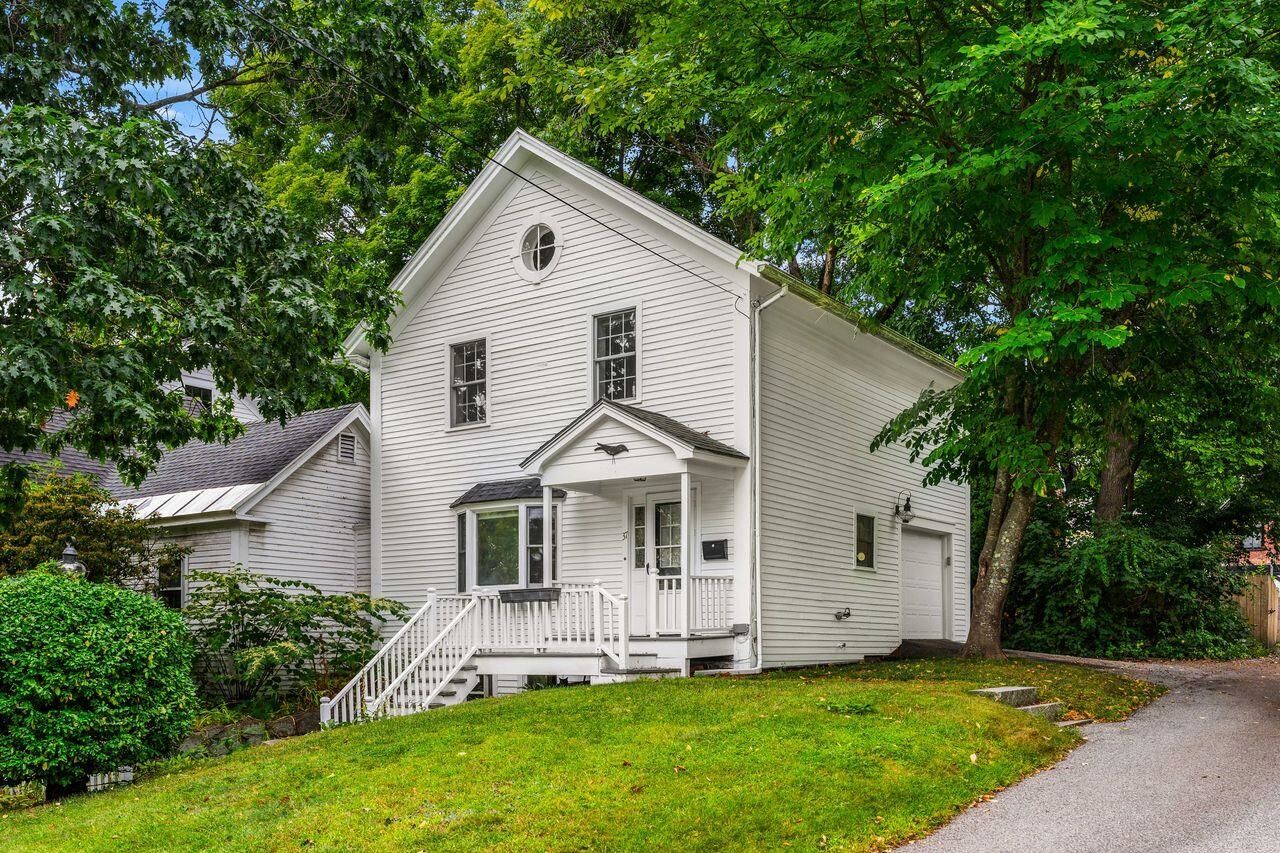 Property Photo:  37 Jackson Street  NH 03301 