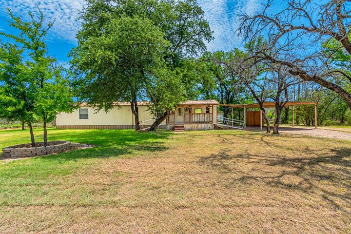 Property Photo:  4217 Cottonwood Drive  TX 76048 