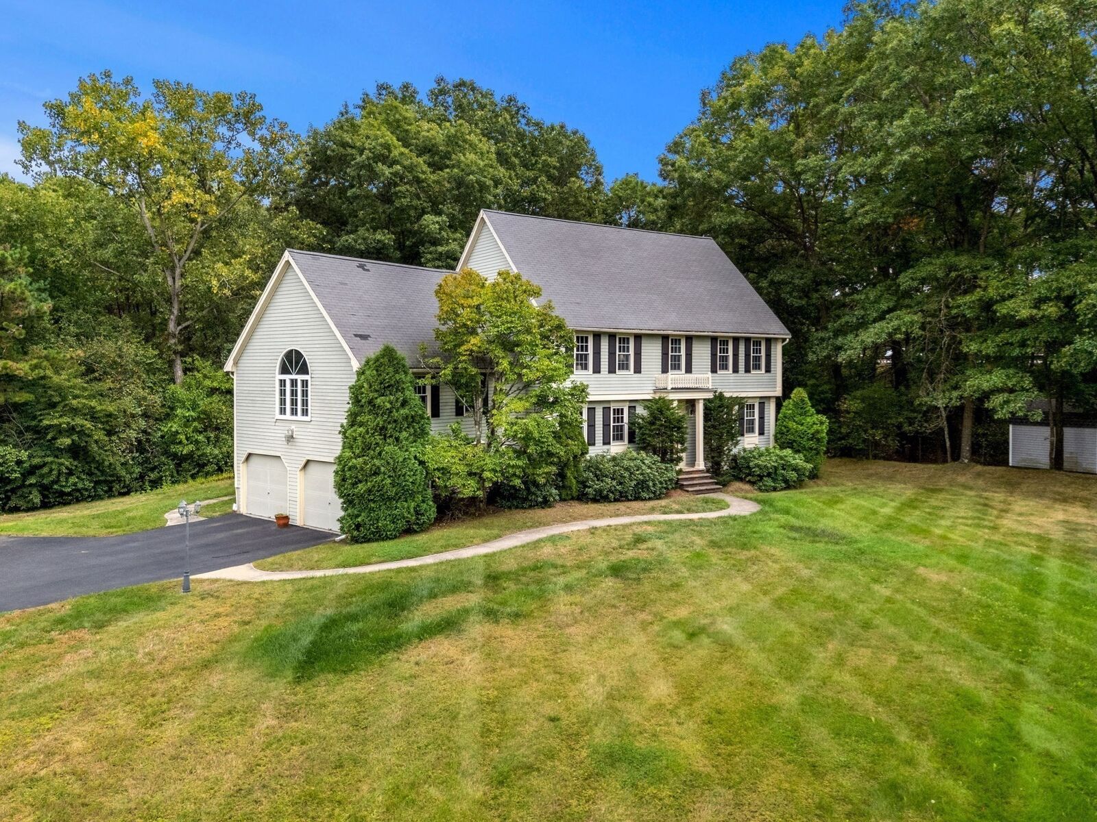 Property Photo:  19 Noel Rd  MA 01810 