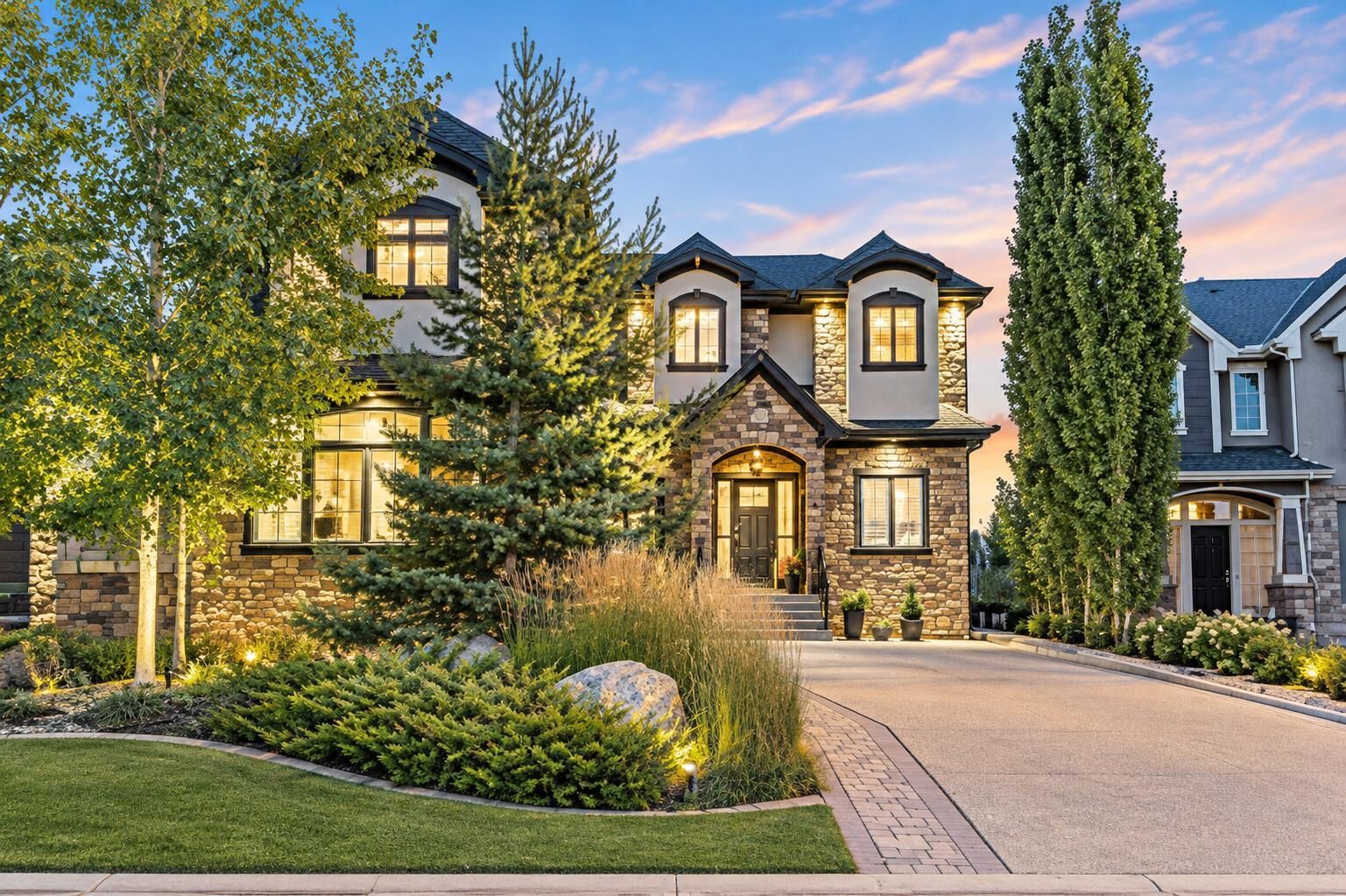 Property Photo:  41 Evergreen Mount SW  AB T2Y 0K1 
