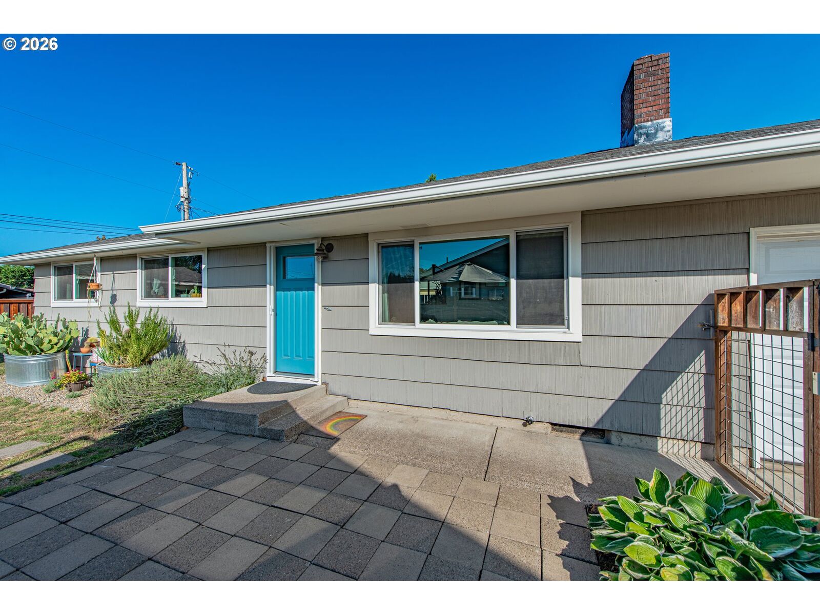 Property Photo:  2274 Centennial Blvd  OR 97477 