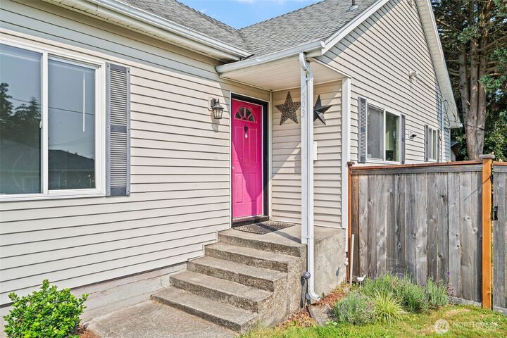Property Photo: 503 S 58th Street WA 98408