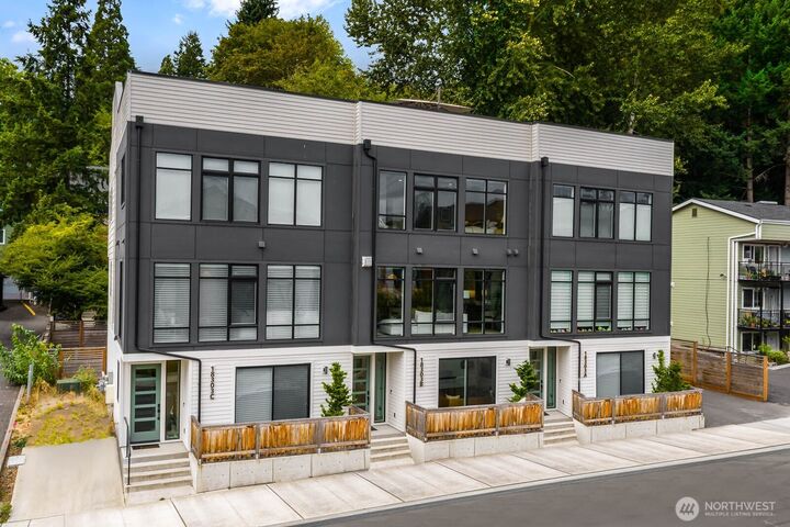 Property Photo:  18303  96th Avenue NE B  WA 98011 