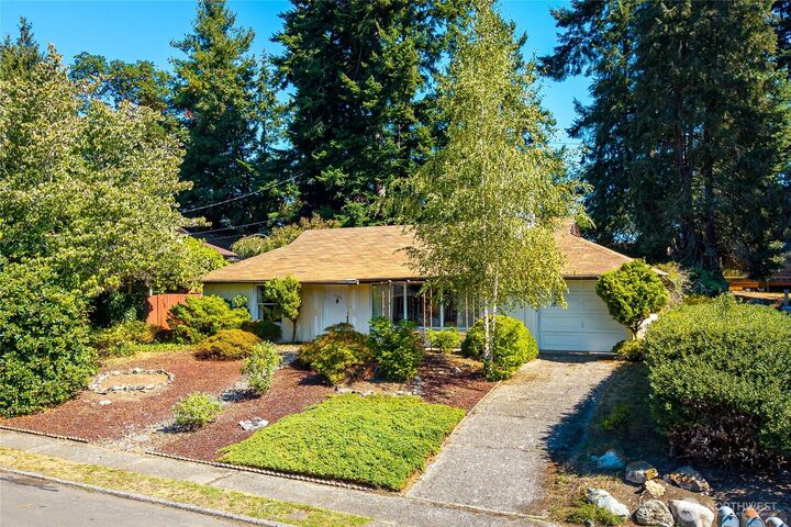 Property Photo: 15326 Stone Ave N WA 98133