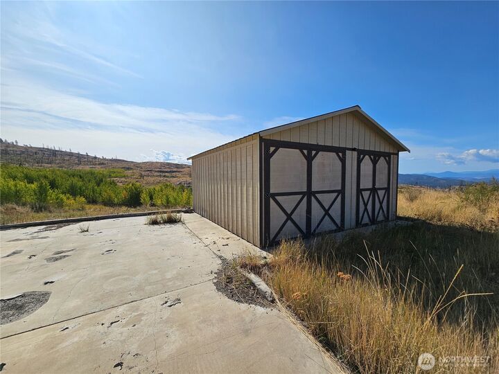 Property Photo: 84 Allen Drive WA 98844