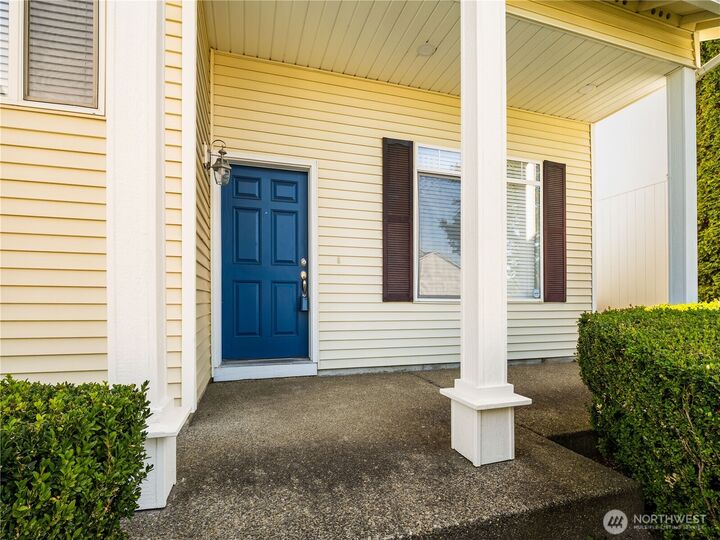 Property Photo: 19413 77th Avenue E WA 98387