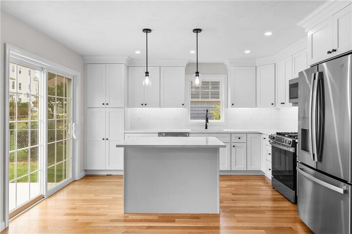 Property Photo:  9 Kinsman Street  RI 02864 