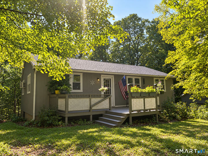 Property Photo:  85 Mansfield Road  CT 06278 