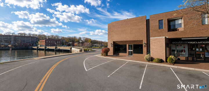 Property Photo:  14 East Post Road G  CT 06880 